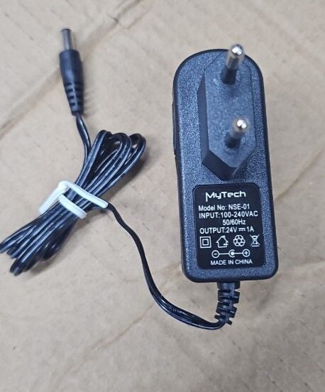 MYTECH NSE-01 24 VOLT 1 AMPER 5.5*2.5 MM UÇLU PRİZ TİPİ PLASTİK KASA ADAPTÖR