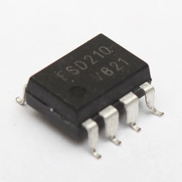 FSD 210 SMD  ENTEGRE .